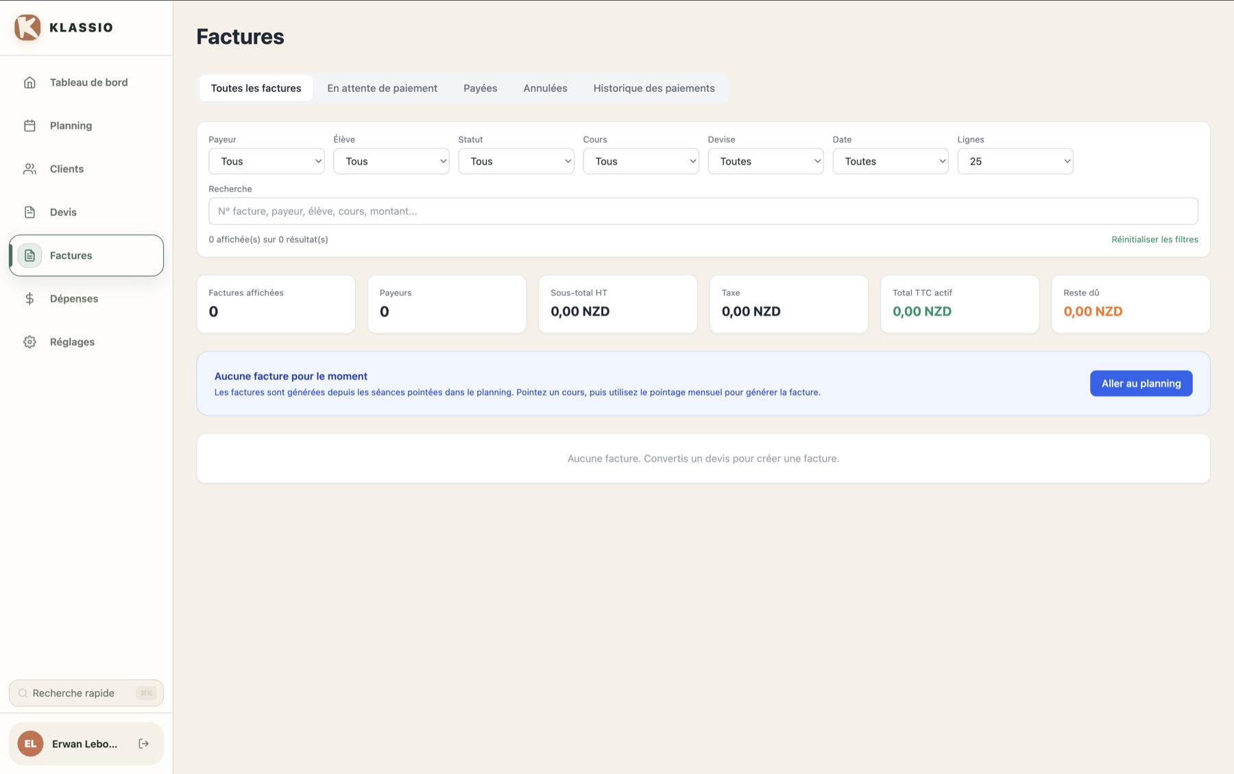 Vue factures Planizz avec le suivi des documents